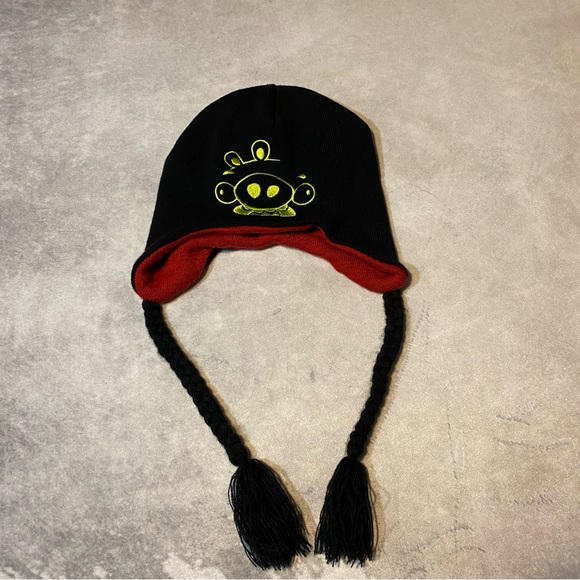 Angry Birds Red Bird Reversible Pig Knit Hat 100% Acrylic Ear Cover Winter - Picture 10 of 11